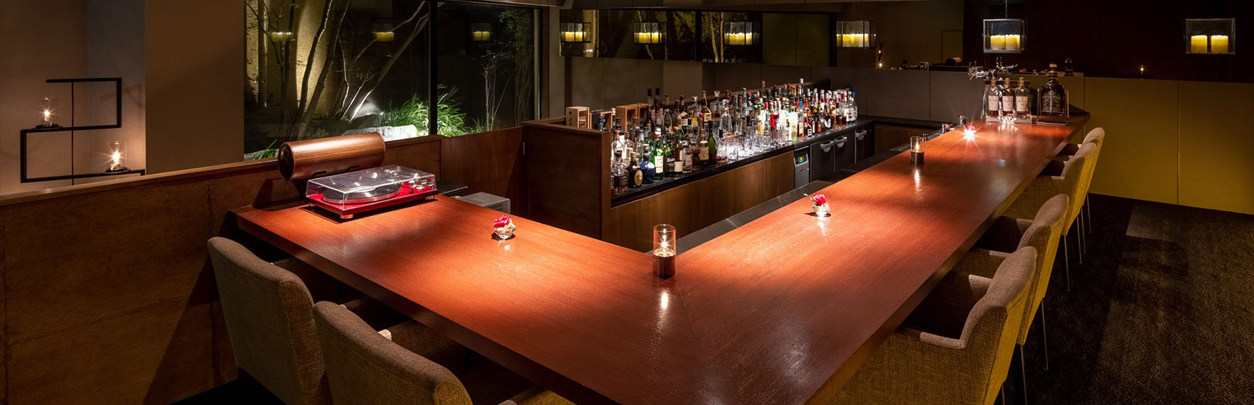 BAR LOUNGE