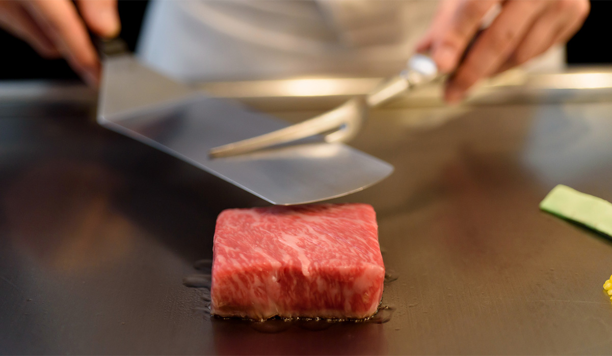 TEPPANYAKI DINNER 鉄板焼き 夕食