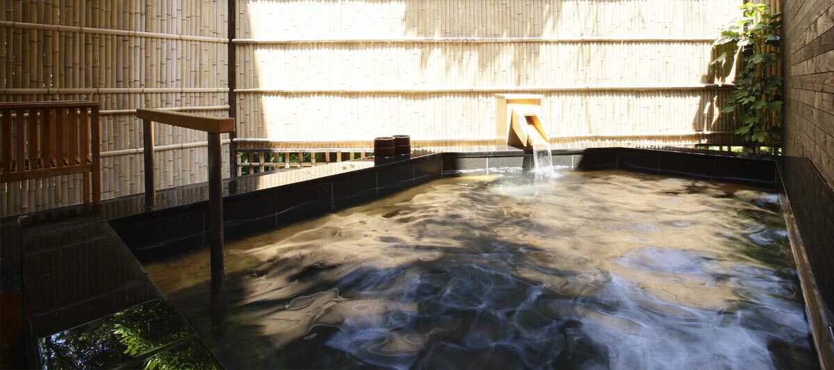 初川の川の音 潮の香り豊富な湯量を誇る熱海の温泉